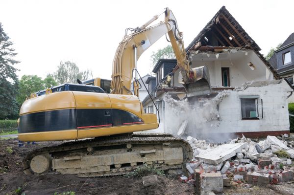 Home Demolition Service in Clovis