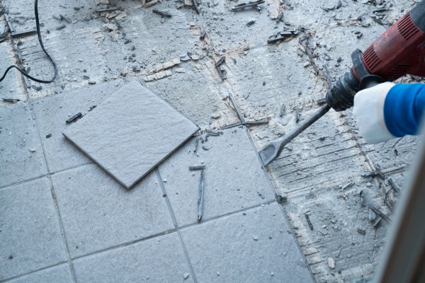 Flooring Removal Service in Clovis