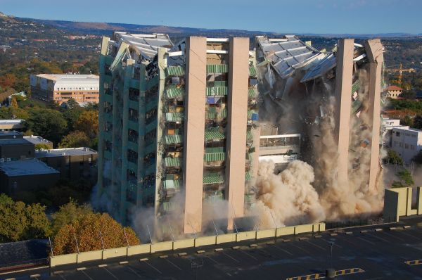 Building Removal in Clovis